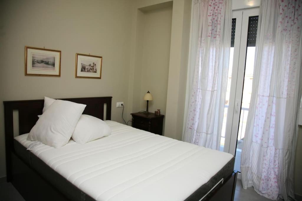 Lovely Sea Front Apartment إتِيا المظهر الخارجي الصورة