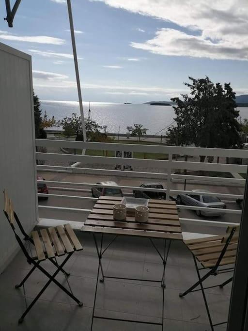 Lovely Sea Front Apartment إتِيا المظهر الخارجي الصورة
